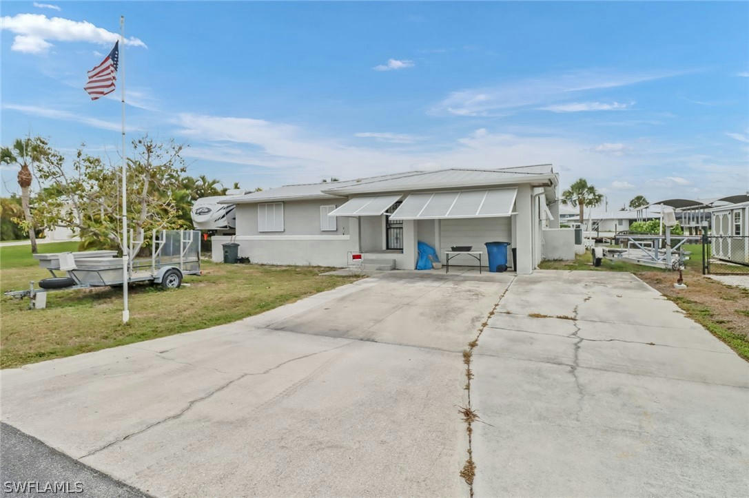 17731 BROADWAY AVE, FORT MYERS BEACH, FL 33931, photo 1 of 16