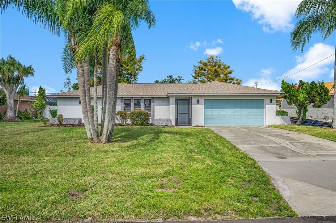 135 SE 22ND TER, CAPE CORAL, FL 33990, photo 1 of 33