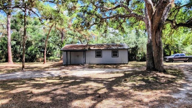 155 MARION AVE, LABELLE, FL 33935, photo 4 of 17