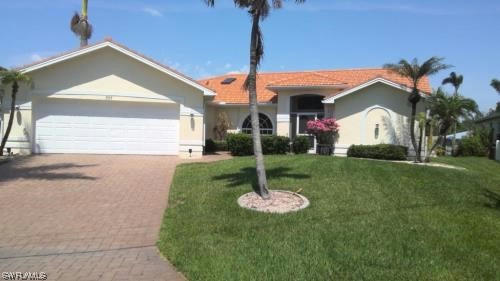 355 ANCHOR WAY, NORTH FORT MYERS, FL 33903, photo 3 of 18