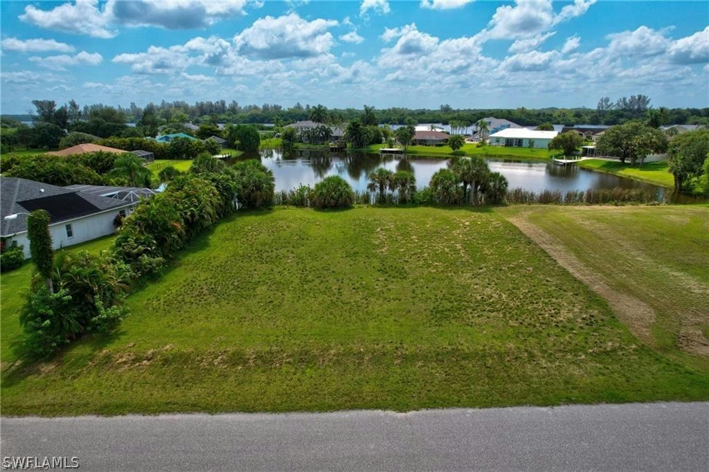 17091 WATERS EDGE CIR, NORTH FORT MYERS, FL 33917, photo 1 of 7