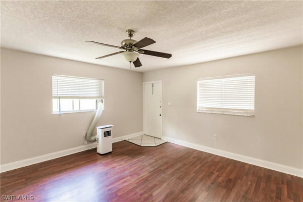 8127 COUNTRY RD UNIT 204, FORT MYERS, FL 33919, photo 5 of 22